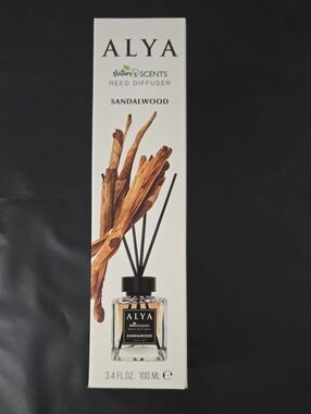ALYA Sandalwood Reed Diffuser — Home Fragance